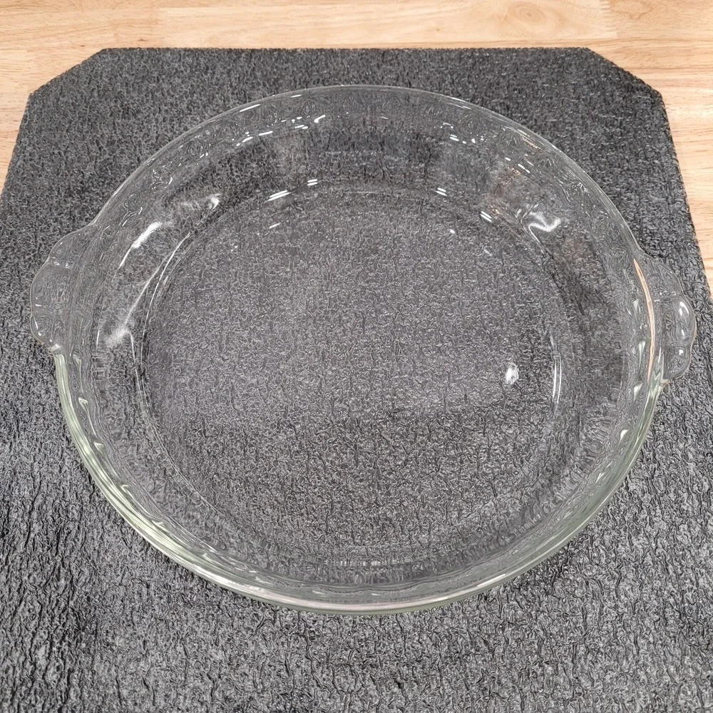 Vintage PYREX #229 9.5